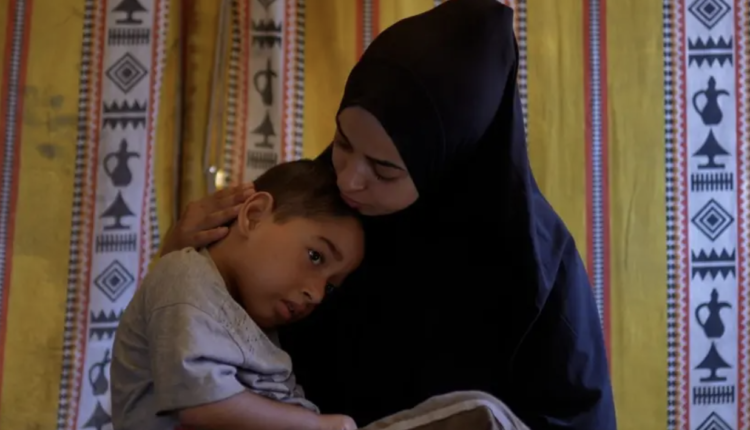 غزة: الهجمات الإسرائيلية تدمّر حياة الأطفال ذوي الإعاقة